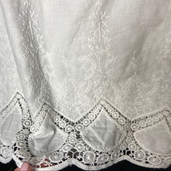 Octavia Embroidered with Lace Tank Top NWOT - Picture 3 of 5